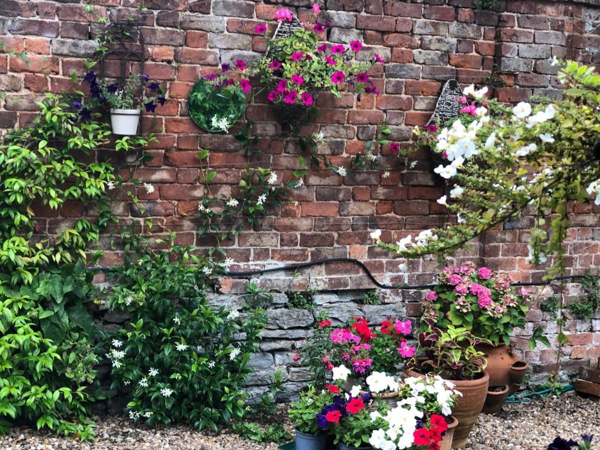 Monkspool B&B Church End エクステリア 写真